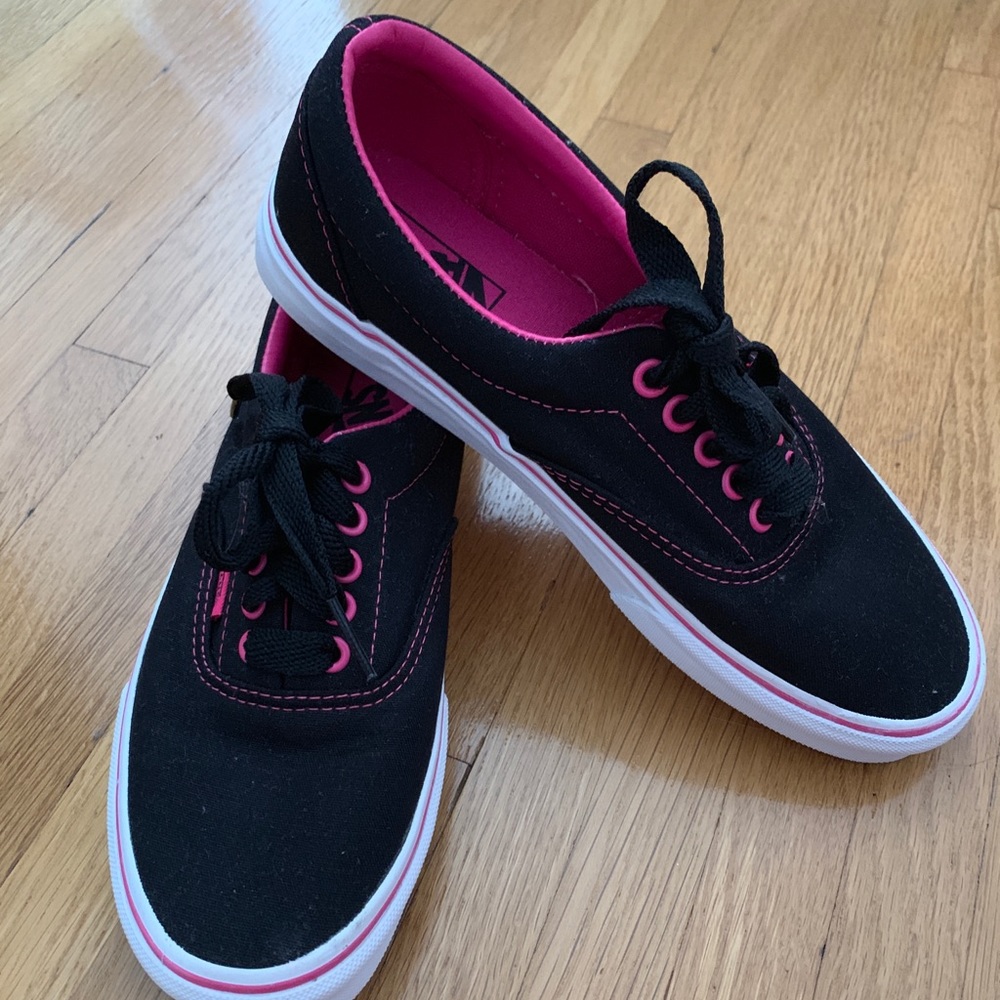 Vans Pink and Black Sneakers! BRAND NEW!!
